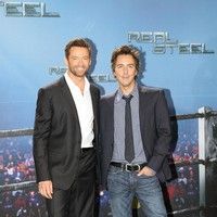 Hugh Jackman at a photocall for the movie Real Steal | Picture 74773